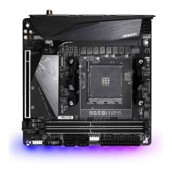 GIGABYTE B550I AORUS PRO AX 